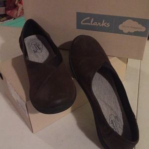 Clark’s cloud steppers Brown leather size 9 M